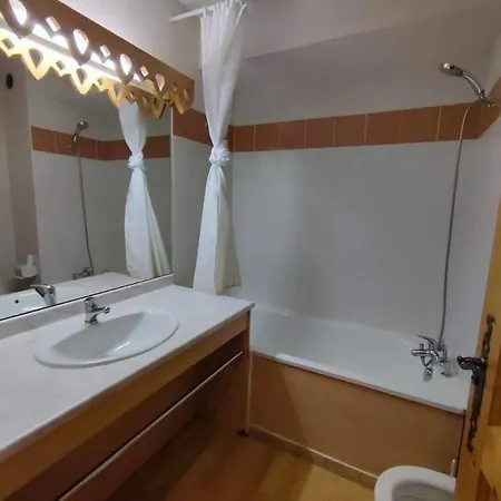 Apartment Grand Tetras 4 Personnes Piscine